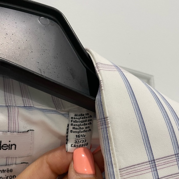 Calvin Klein slim fit purple/blue/white plaid LS dress shirt 16 1/2 32/33 - Picture 3 of 4